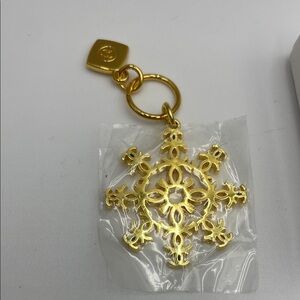 CHANEL Gold-tone Snowflake Keychain Charm